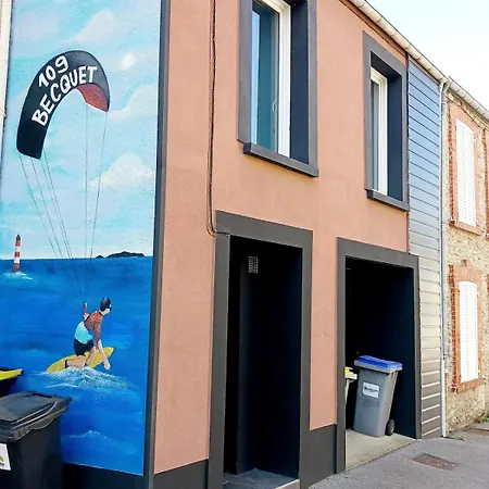 Le Du Port Cherbourgeois Apartmán *